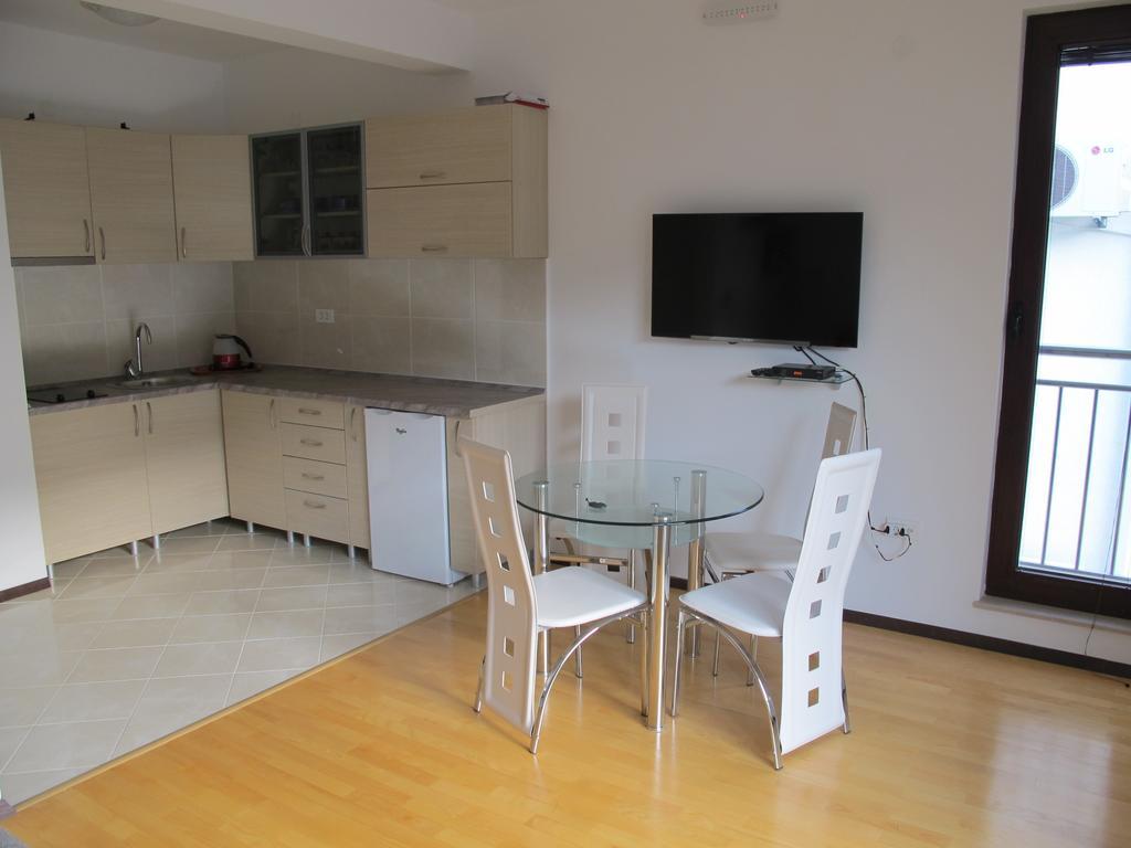 Marina-kam Apartment *